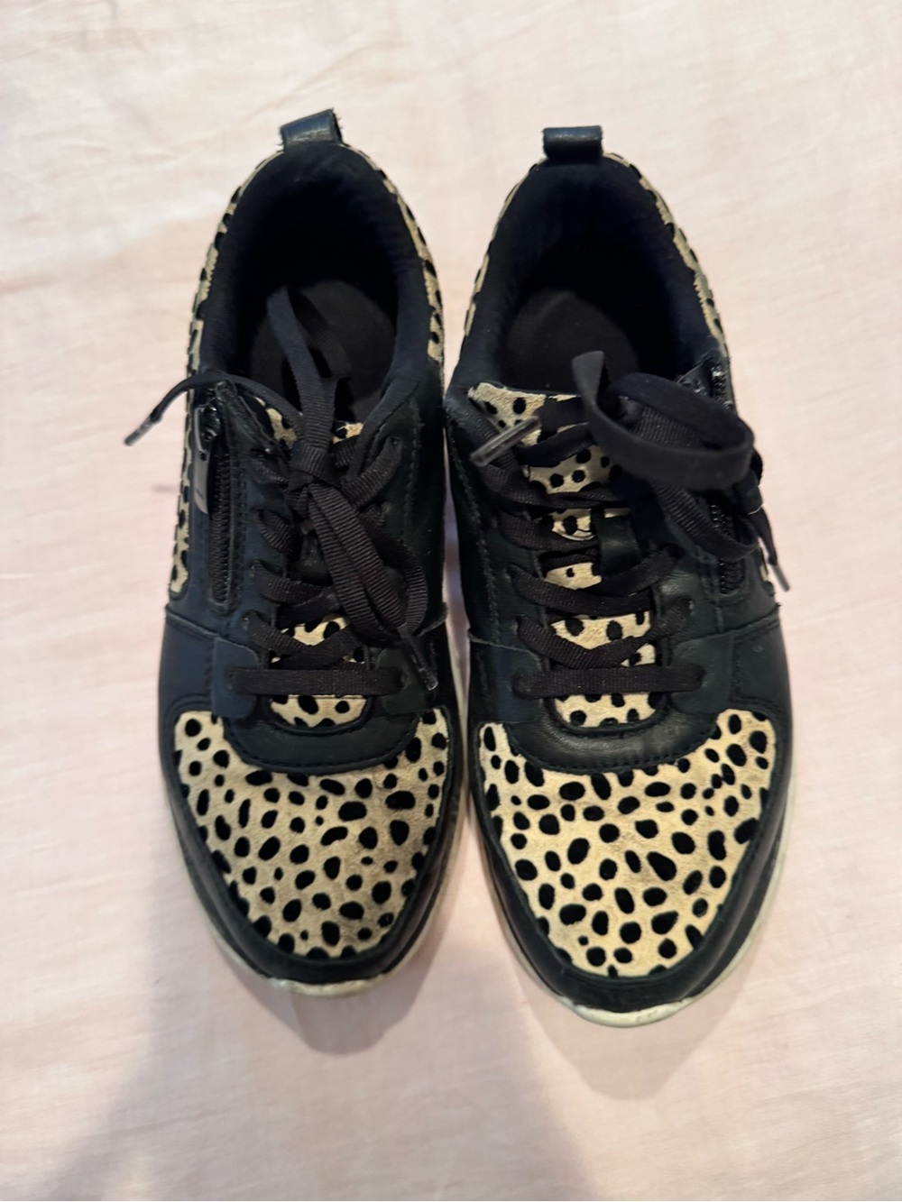Vionic Black and Cream Cheetah-Print Women's Sneakers